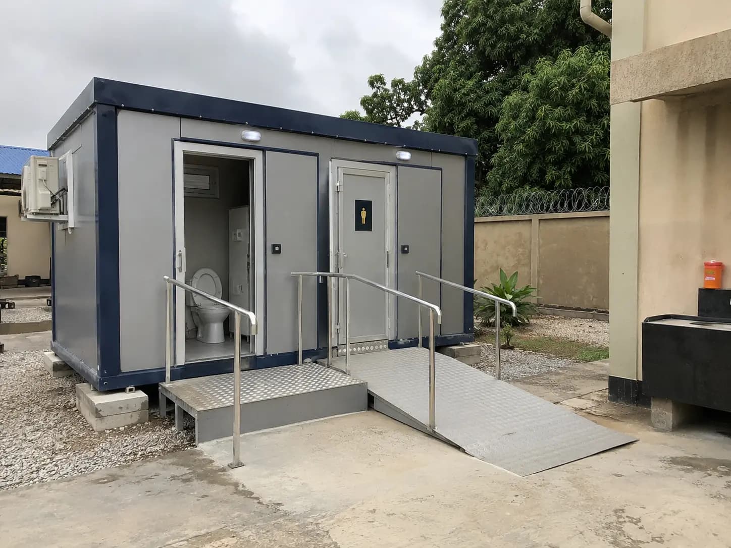 Sanitaires mobiles